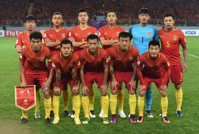 热那亚2-1乌迪内斯，诺顿-库菲破门，马利诺夫斯基点射